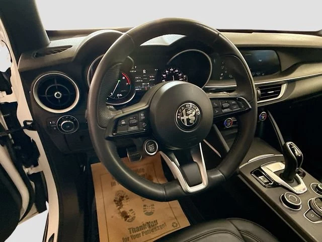 2023 Alfa Romeo Stelvio - Image 11 of 19