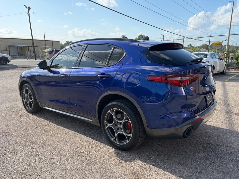2023 Alfa Romeo Stelvio - Image 7 of 16