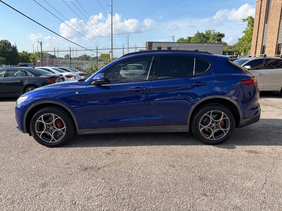2023 Alfa Romeo Stelvio - Image 8 of 16