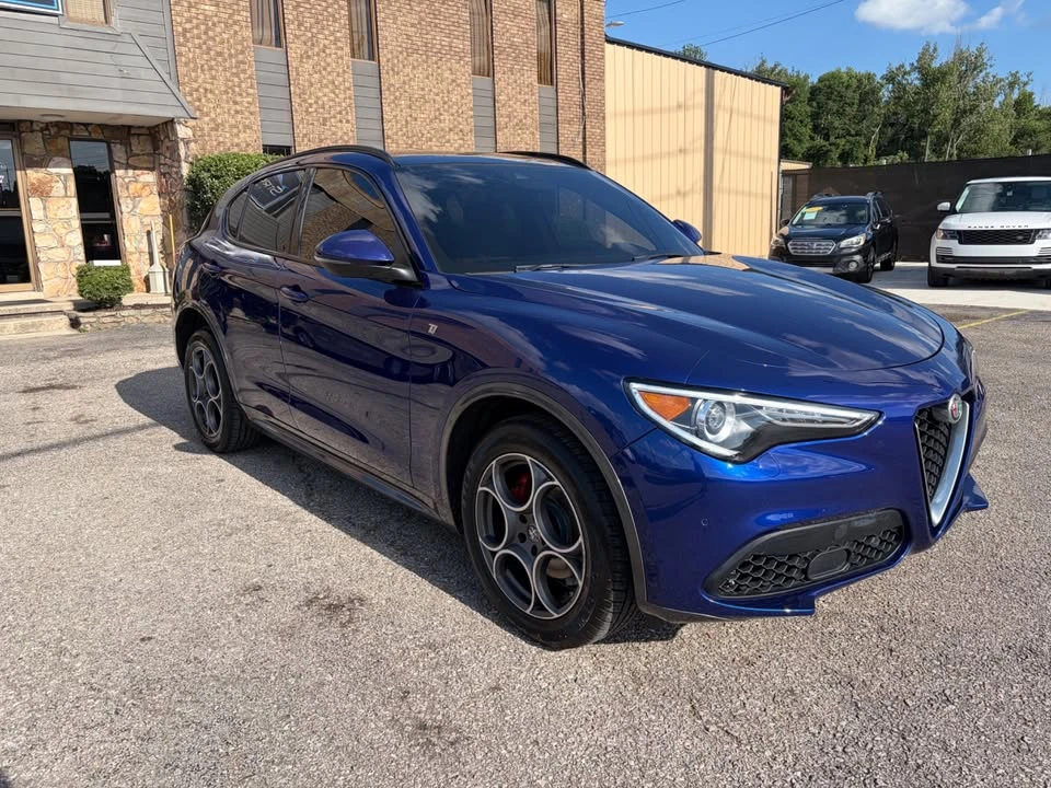 2023 Alfa Romeo Stelvio - Image 3 of 16