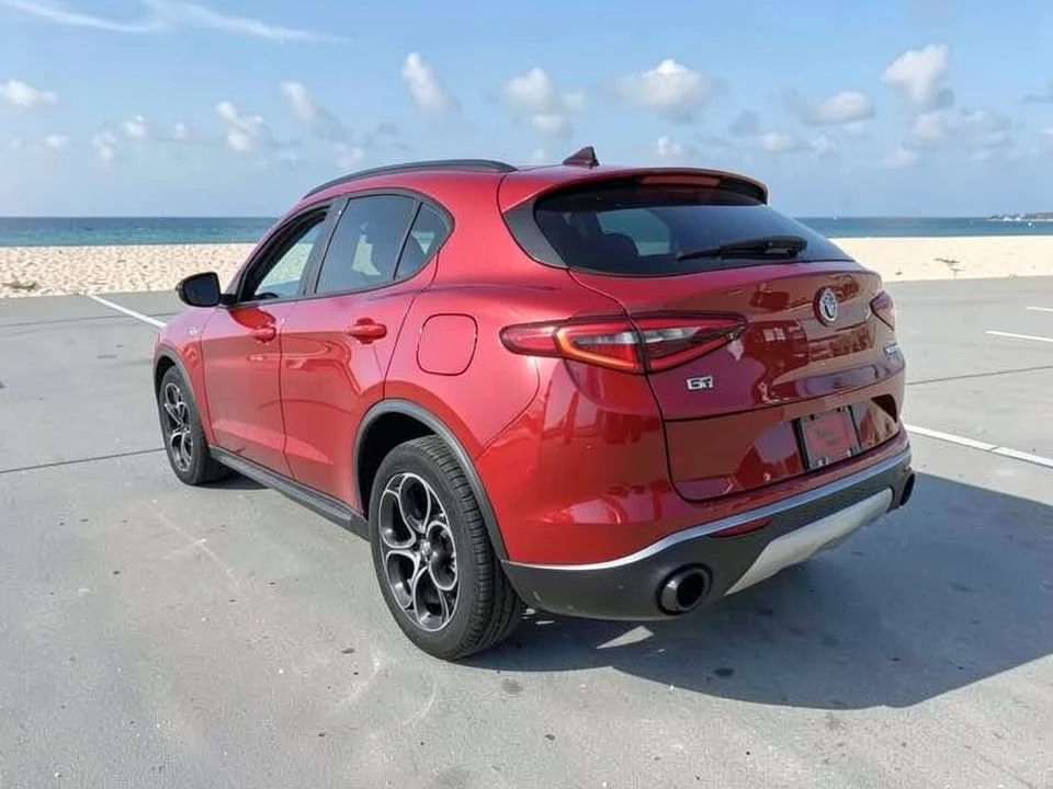 2023 Alfa Romeo Stelvio - Image 3 of 10