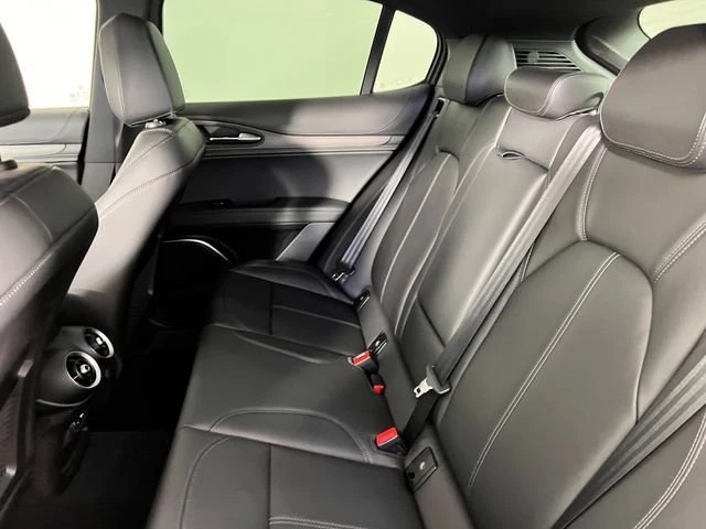 2023 Alfa Romeo Stelvio - Image 8 of 10