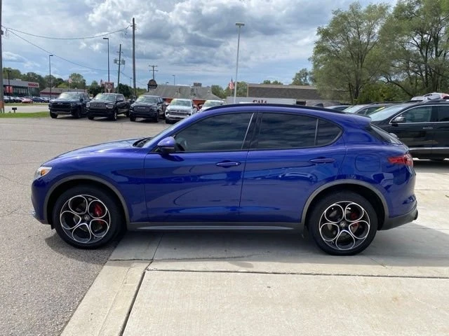 2023 Alfa Romeo Stelvio - Image 8 of 20