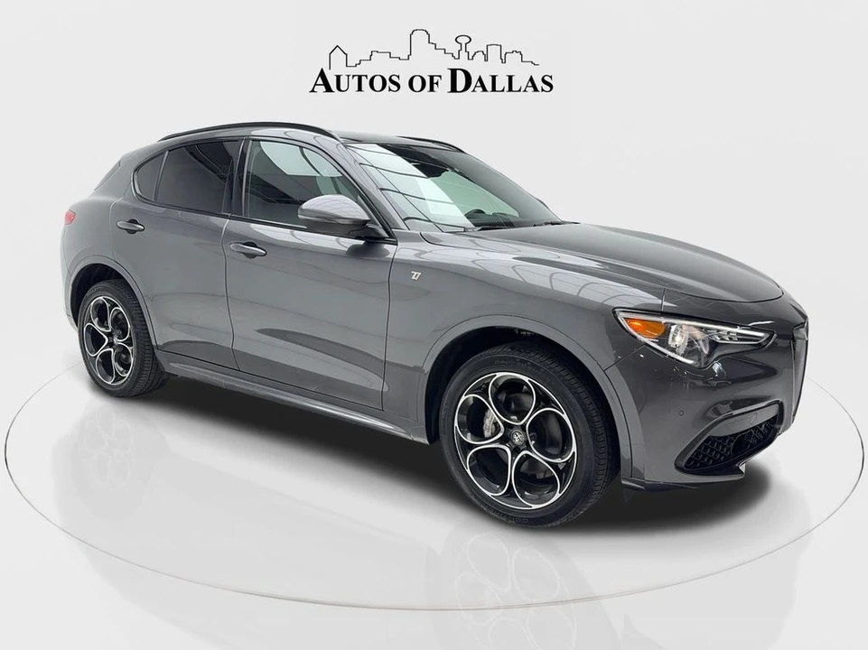 2023 Alfa Romeo Stelvio - Image 2 of 12