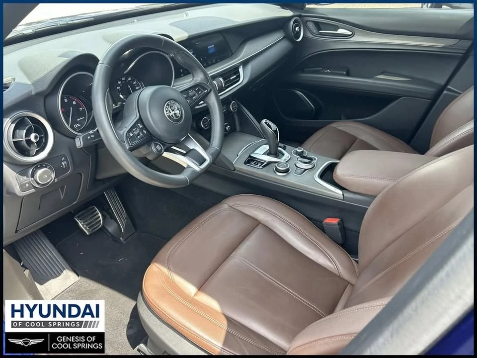 2023 Alfa Romeo Stelvio - Image 17 of 20