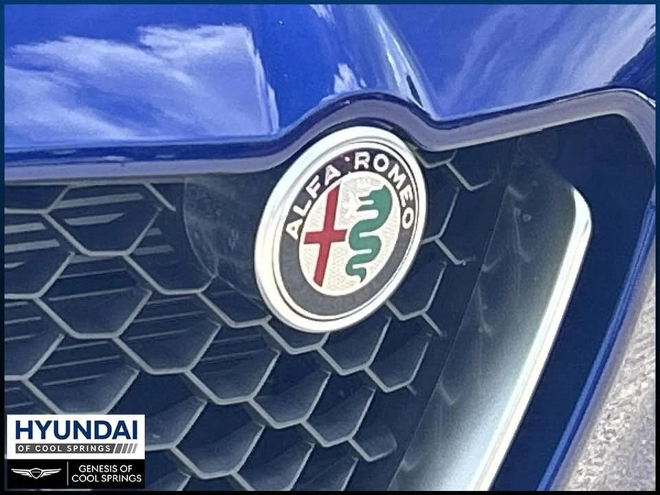 2023 Alfa Romeo Stelvio - Image 12 of 20