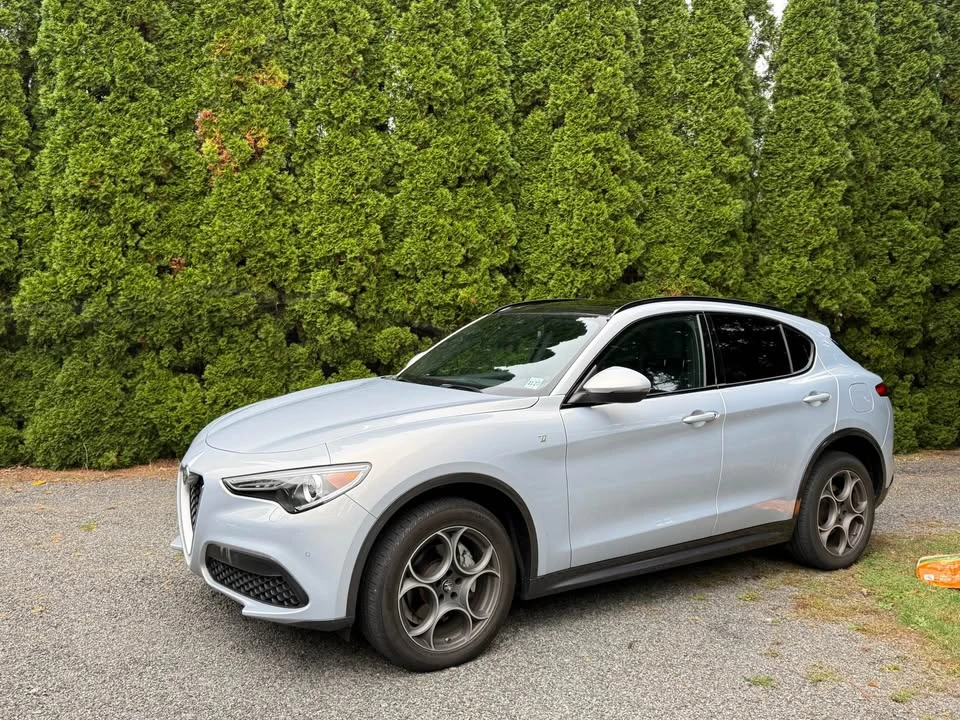 2023 Alfa Romeo Stelvio - Image 2 of 2