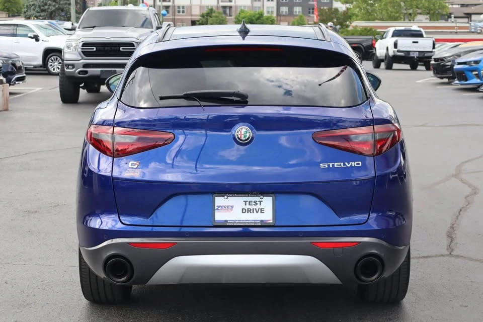 2023 Alfa Romeo Stelvio - Image 4 of 20