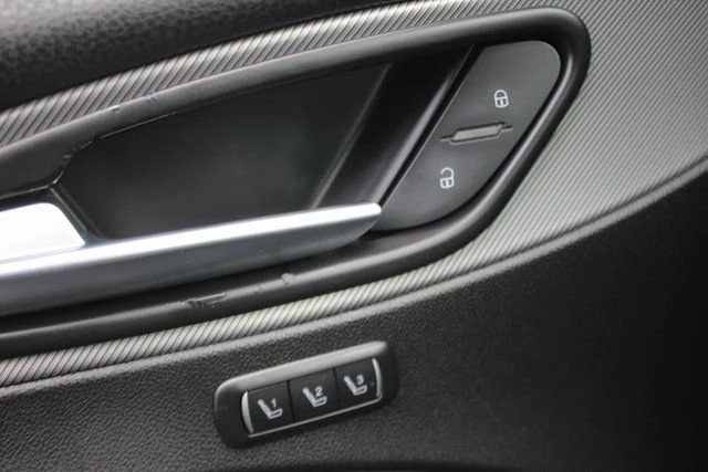 2023 Alfa Romeo Stelvio - Image 20 of 20