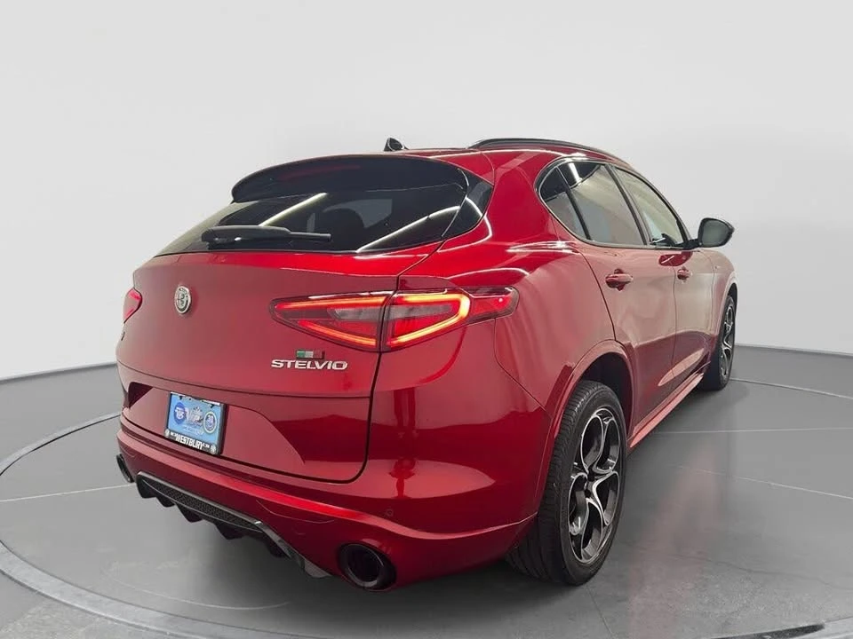 2023 Alfa Romeo Stelvio - Image 5 of 20