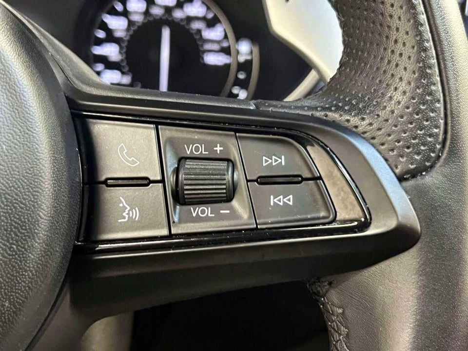 2023 Alfa Romeo Stelvio - Image 18 of 20