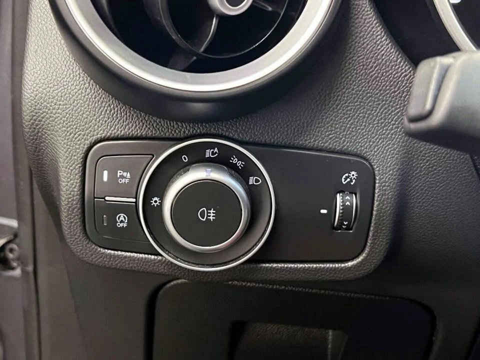 2023 Alfa Romeo Stelvio - Image 16 of 20