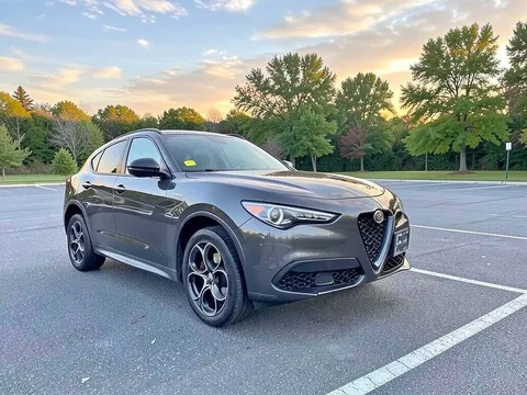 2023 Alfa Romeo Stelvio Veloce AWD
