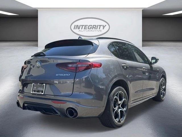 2023 Alfa Romeo Stelvio - Image 4 of 20
