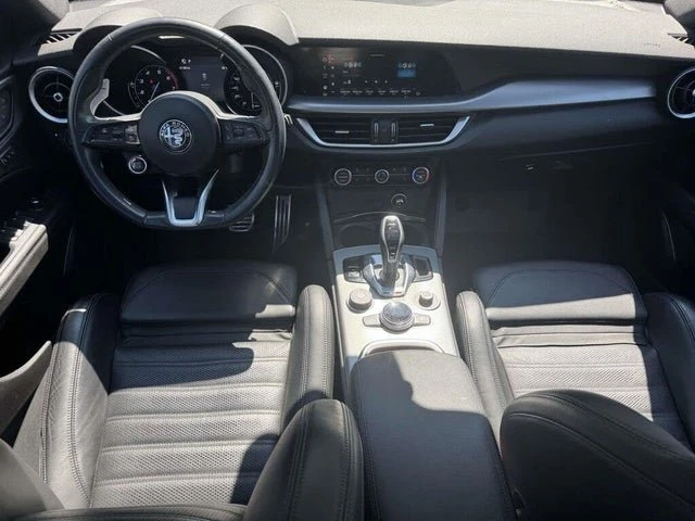 2023 Alfa Romeo Stelvio - Image 11 of 20