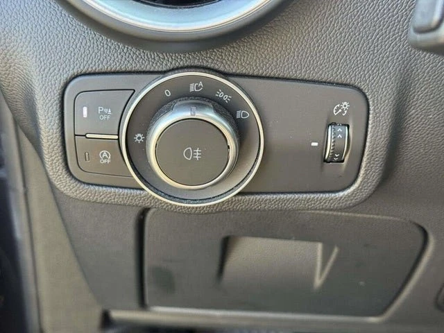 2023 Alfa Romeo Stelvio - Image 19 of 20