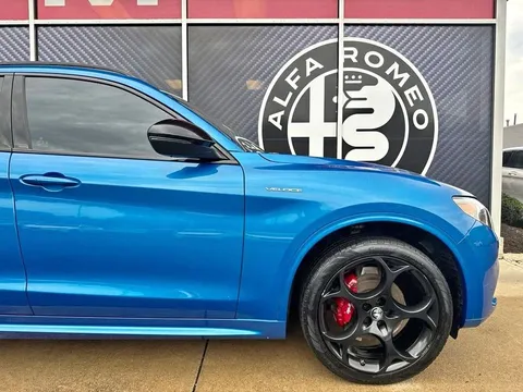 2023 Alfa Romeo Stelvio Veloce AWD