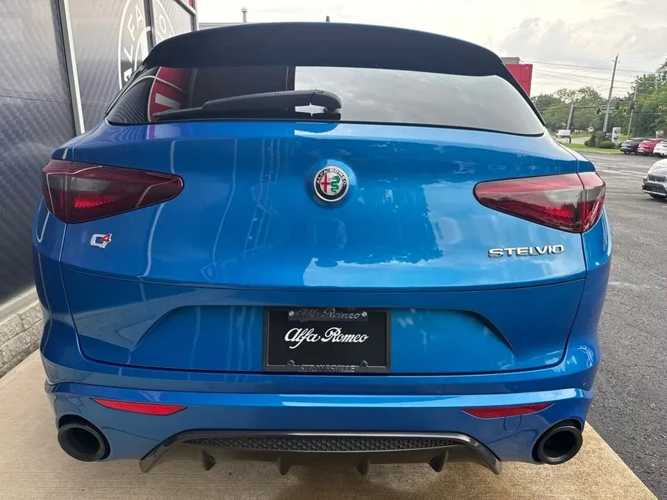 2023 Alfa Romeo Stelvio - Image 6 of 20