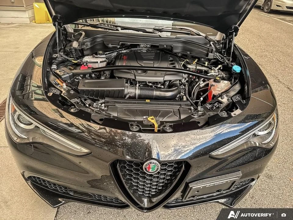 2023 Alfa Romeo Stelvio - Image 5 of 8