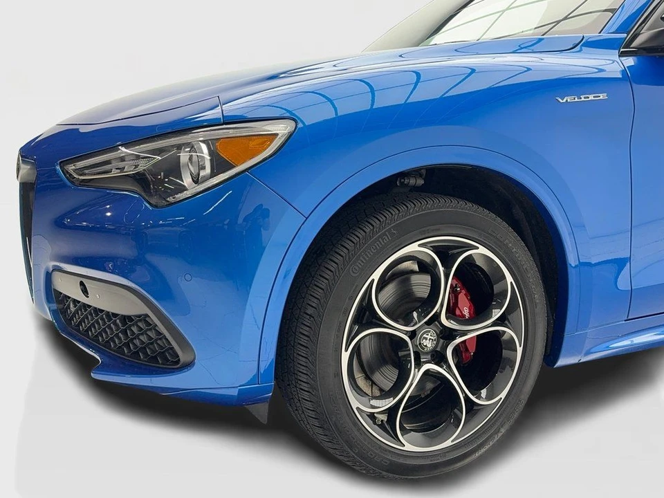 2023 Alfa Romeo - Image 6 of 31