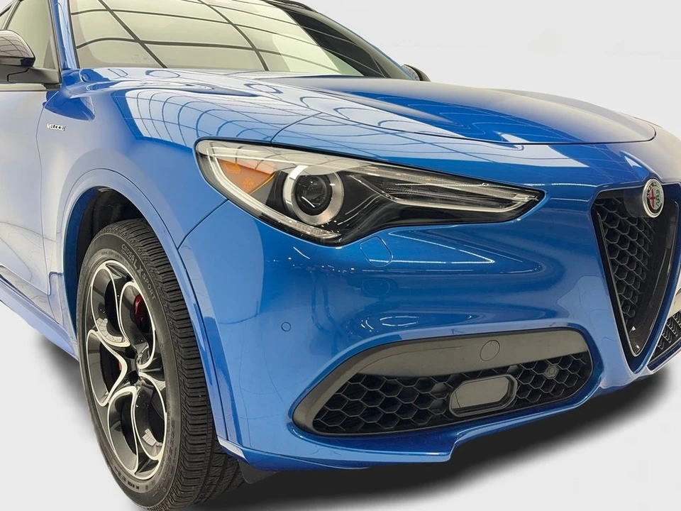 2023 Alfa Romeo Stelvio - Image 3 of 12