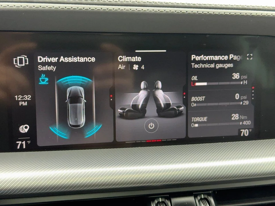 2023 Alfa Romeo - Image 25 of 31