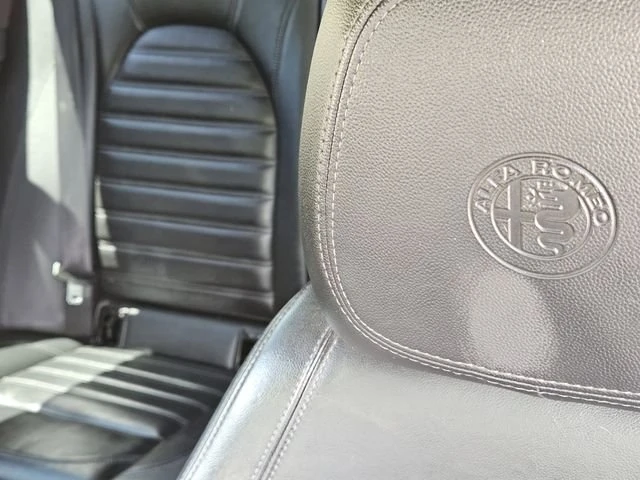 2023 Alfa Romeo Stelvio - Image 7 of 19