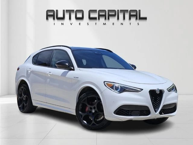 2023 Alfa Romeo Stelvio - Image 19 of 19