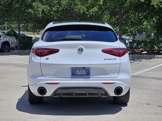 2023 Alfa Romeo Stelvio - Image 4 of 19