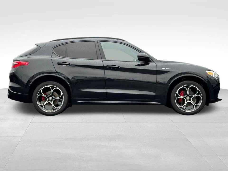2023 Alfa Romeo Stelvio - Image 8 of 20