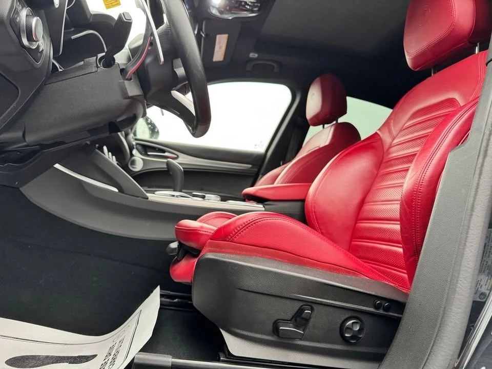 2023 Alfa Romeo Stelvio - Image 19 of 20