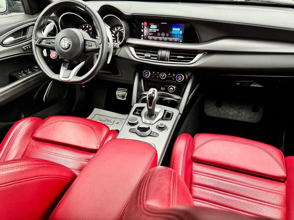 2023 Alfa Romeo Stelvio - Image 12 of 20