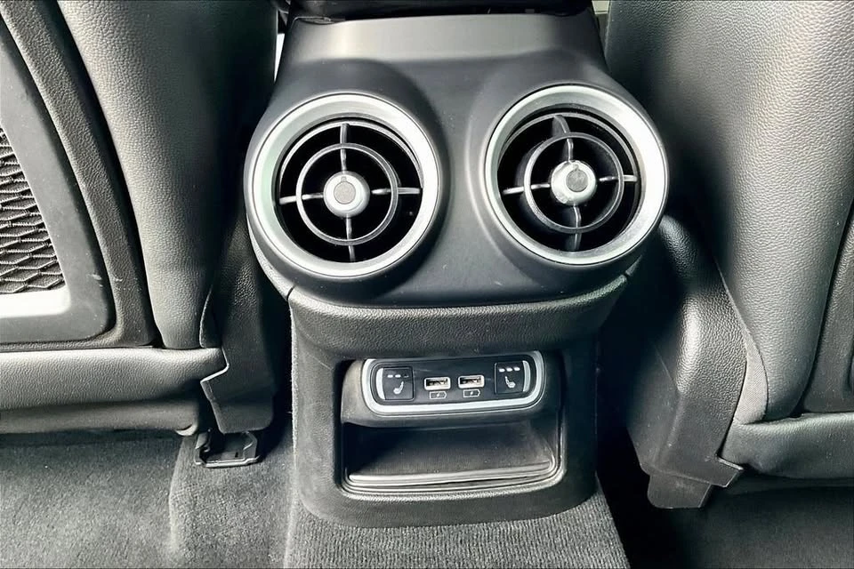 2023 Alfa Romeo Stelvio - Image 9 of 20