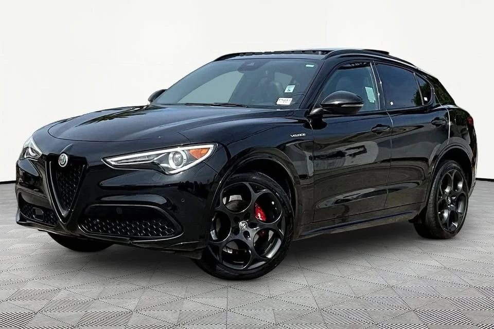 2023 Alfa Romeo Stelvio - Image 3 of 20