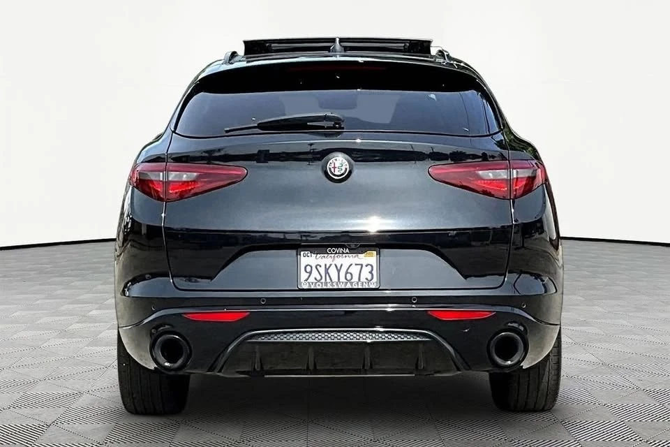 2023 Alfa Romeo Stelvio - Image 5 of 20