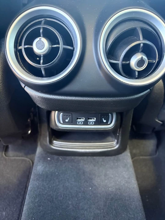 2023 Alfa Romeo Stelvio - Image 12 of 13