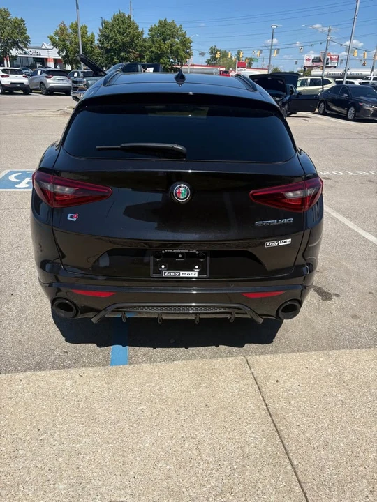 2023 Alfa Romeo Stelvio - Image 3 of 13