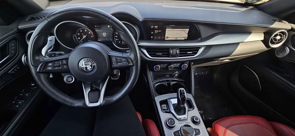 2023 Alfa Romeo Stelvio - Image 7 of 15