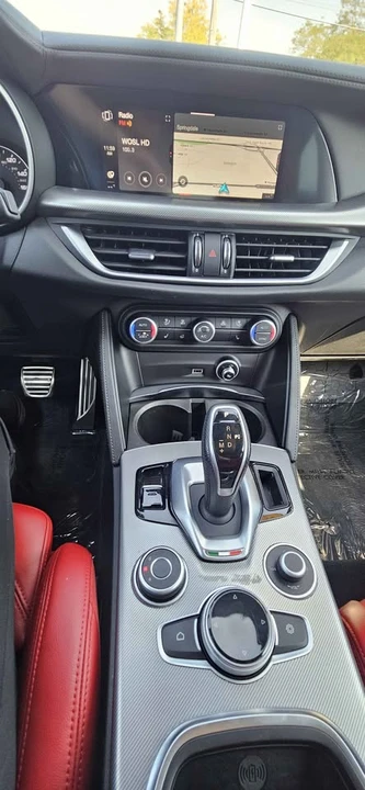 2023 Alfa Romeo Stelvio - Image 8 of 15