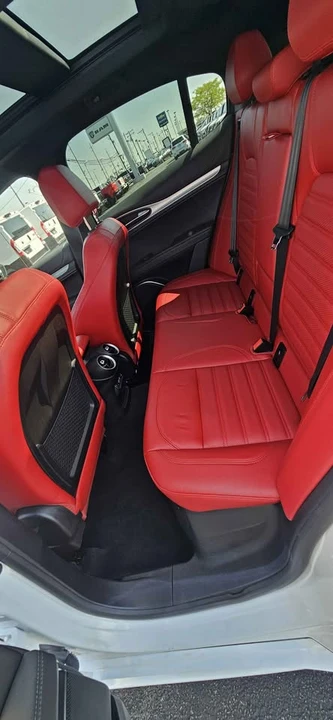 2023 Alfa Romeo Stelvio - Image 14 of 15