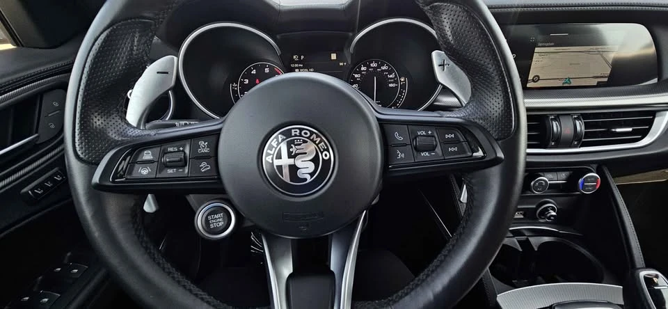 2023 Alfa Romeo Stelvio - Image 11 of 15