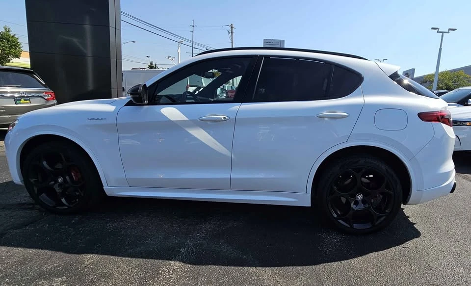 2023 Alfa Romeo Stelvio - Image 5 of 15