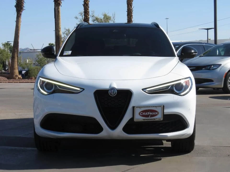 2023 Alfa Romeo Stelvio - Image 9 of 12