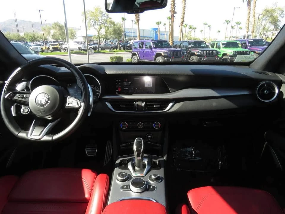 2023 Alfa Romeo Stelvio - Image 2 of 12