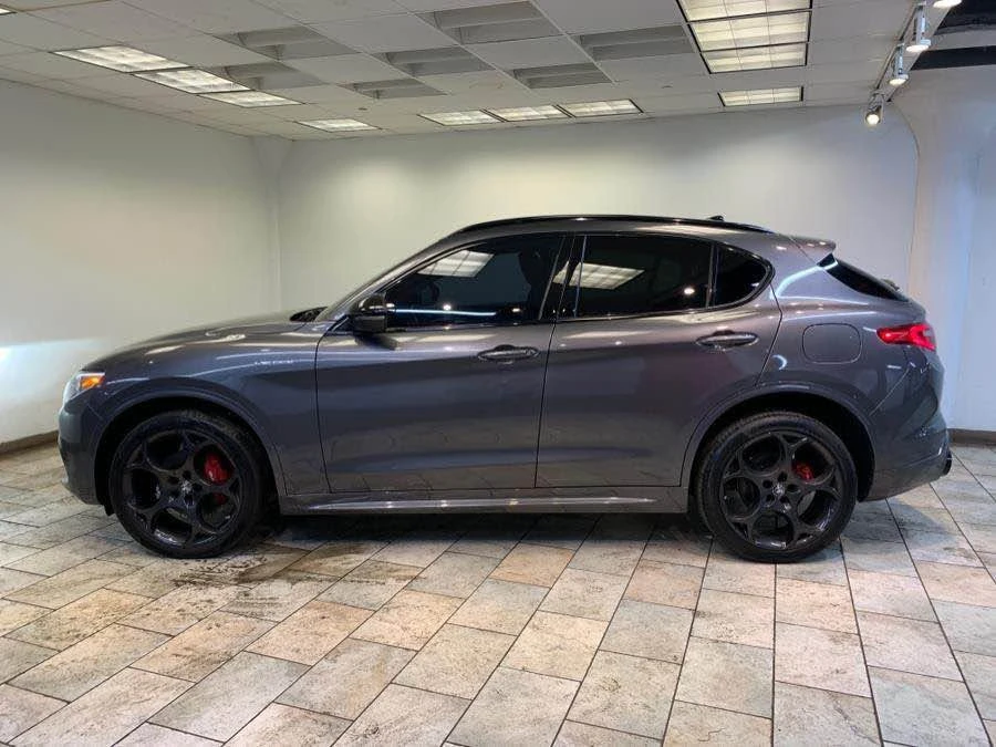 2023 Alfa Romeo Stelvio - Image 5 of 13