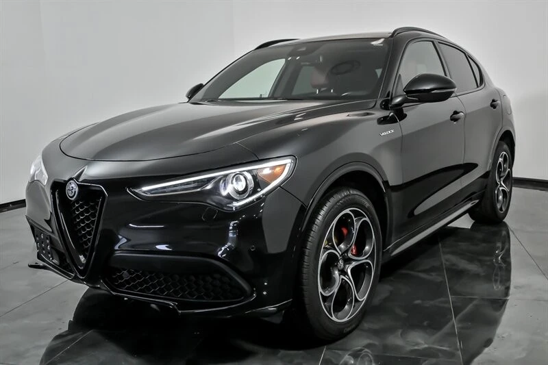 2023 Alfa Romeo - Image 5 of 31