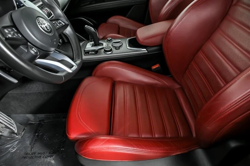 2023 Alfa Romeo - Image 18 of 31