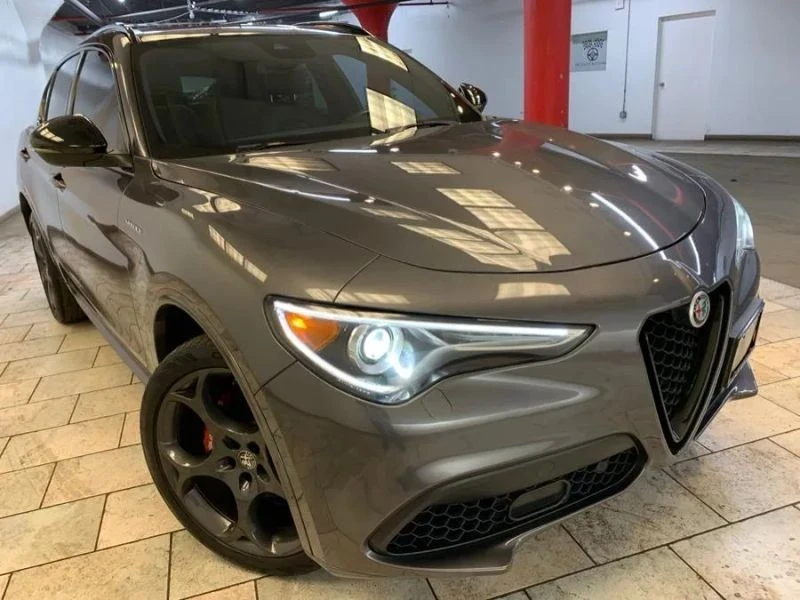 2023 Alfa Romeo Stelvio - Image 3 of 12