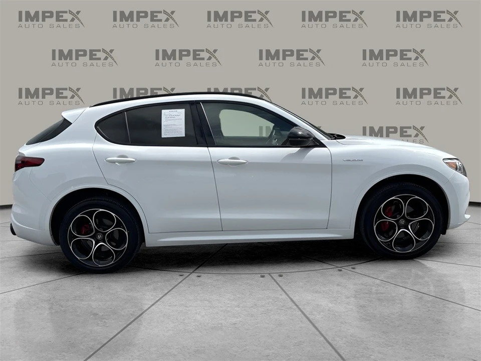 2023 Alfa Romeo Stelvio - Image 6 of 12