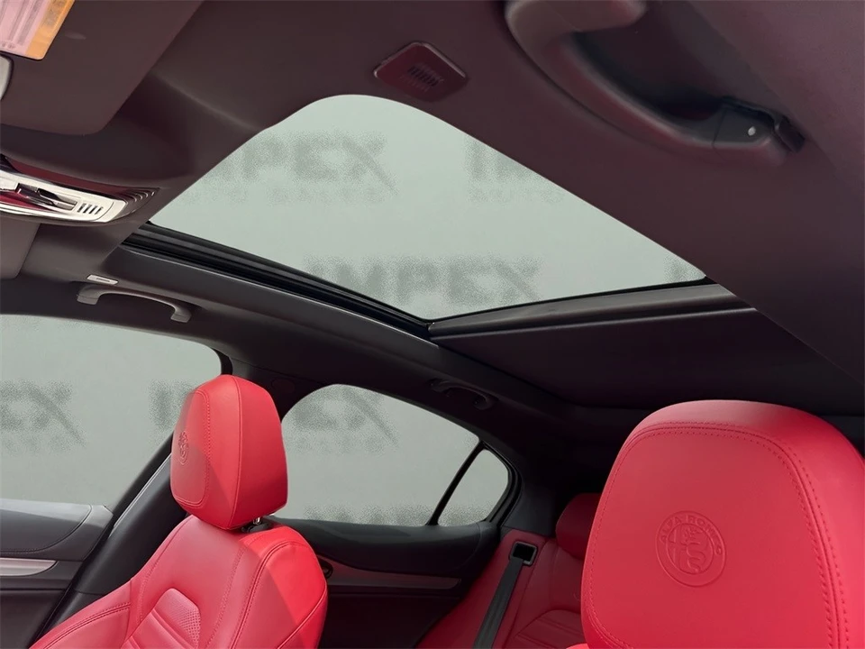 2023 Alfa Romeo Stelvio - Image 12 of 12
